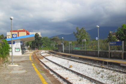 Stazione ferroviaria di Baronissi