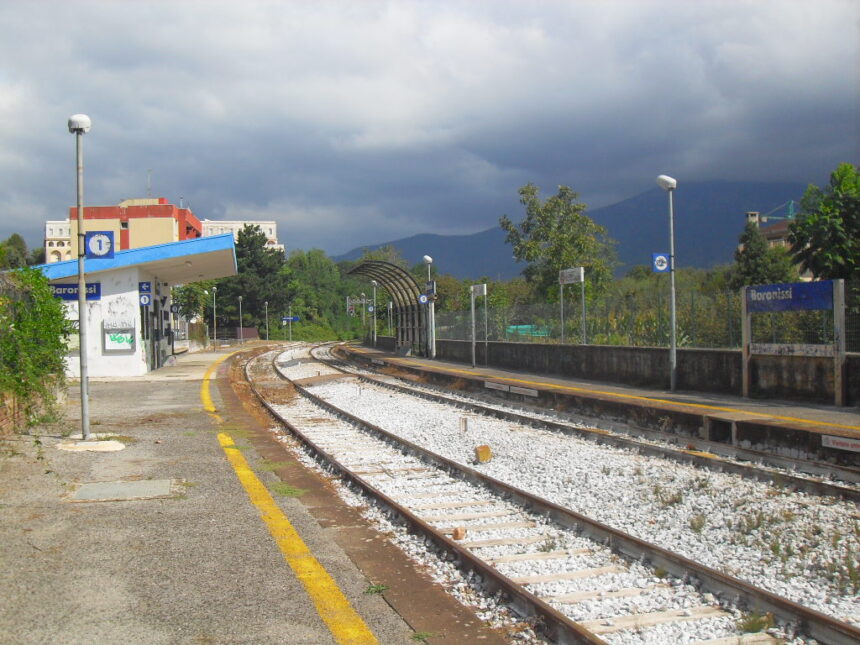 Stazione ferroviaria di Baronissi