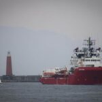 Ocean Viking sequestrata a Bari